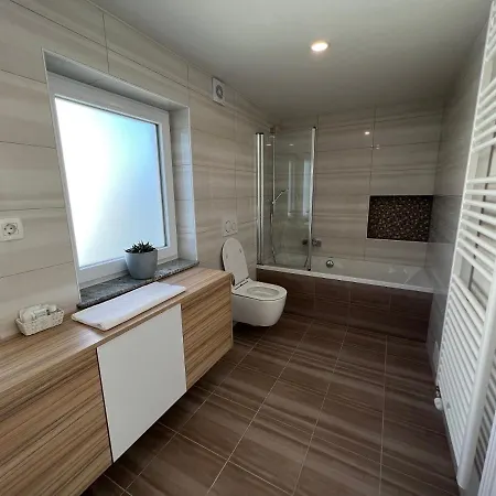 Avsenik Begunje na Gorenjskem