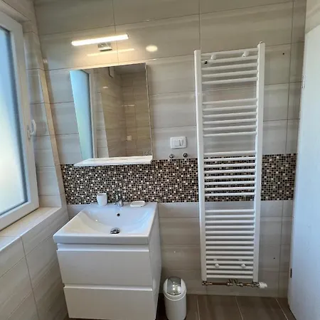 Avsenik Gostinjska kuća 3*