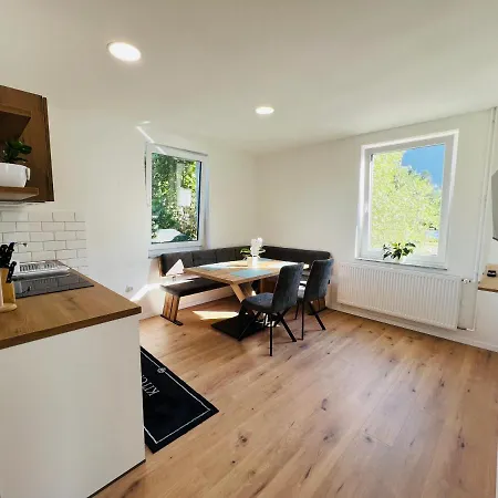 Avsenik Begunje na Gorenjskem