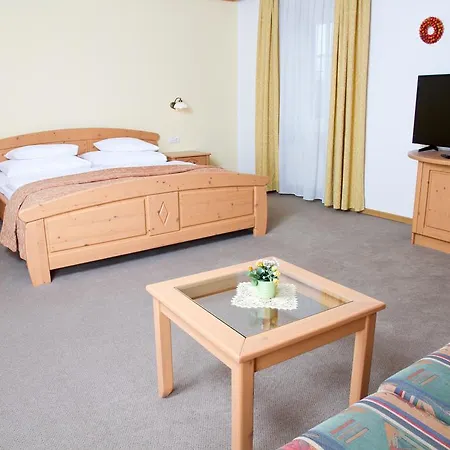 Avsenik 3* Begunje na Gorenjskem