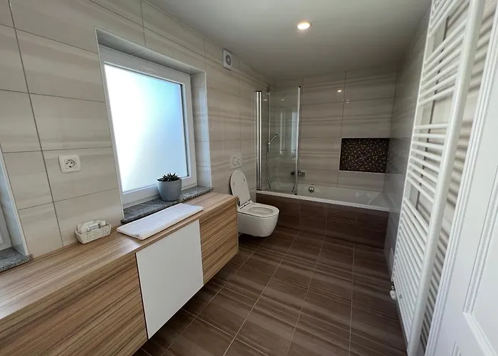 Avsenik 贝古耶·纳·格伦奇克