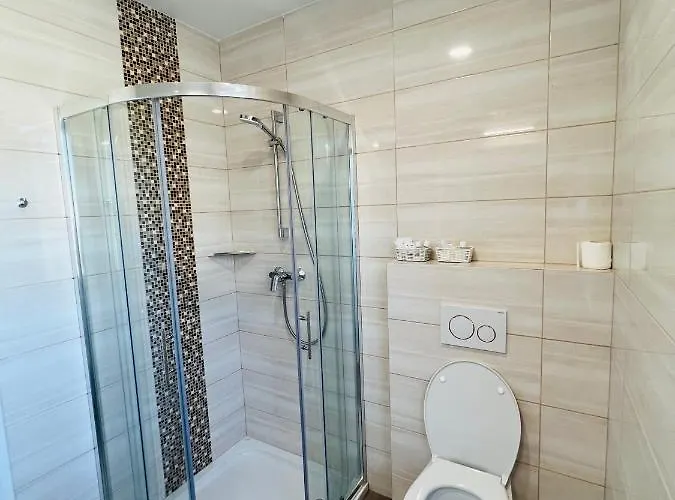 Pensionat Avsenik 3*