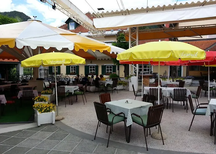 Avsenik Begunje na Gorenjskem